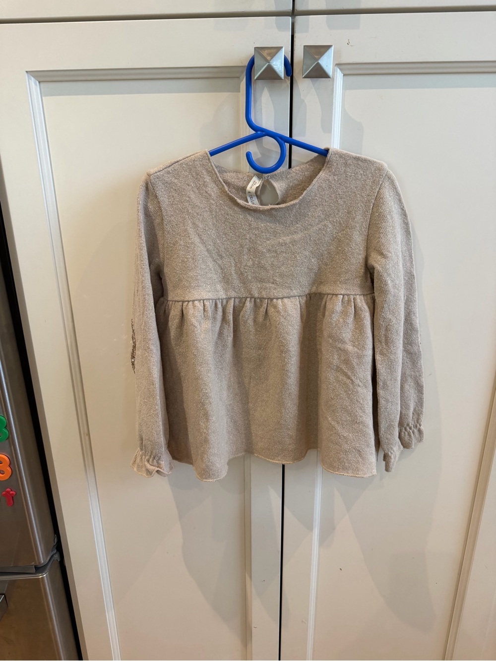 Zhoe & Tobiah 6t Kids Cream Long-Sleeve Peplum Top